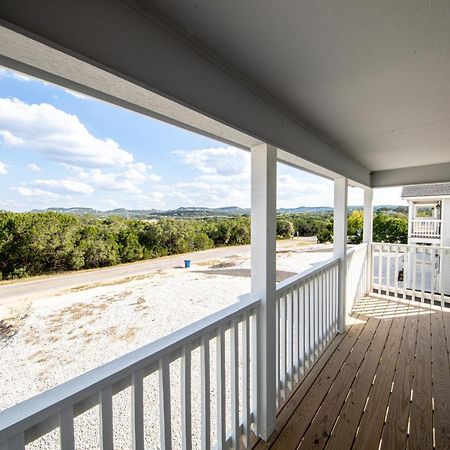 Lakeshore Retreat Canyon Lake Bagian luar foto